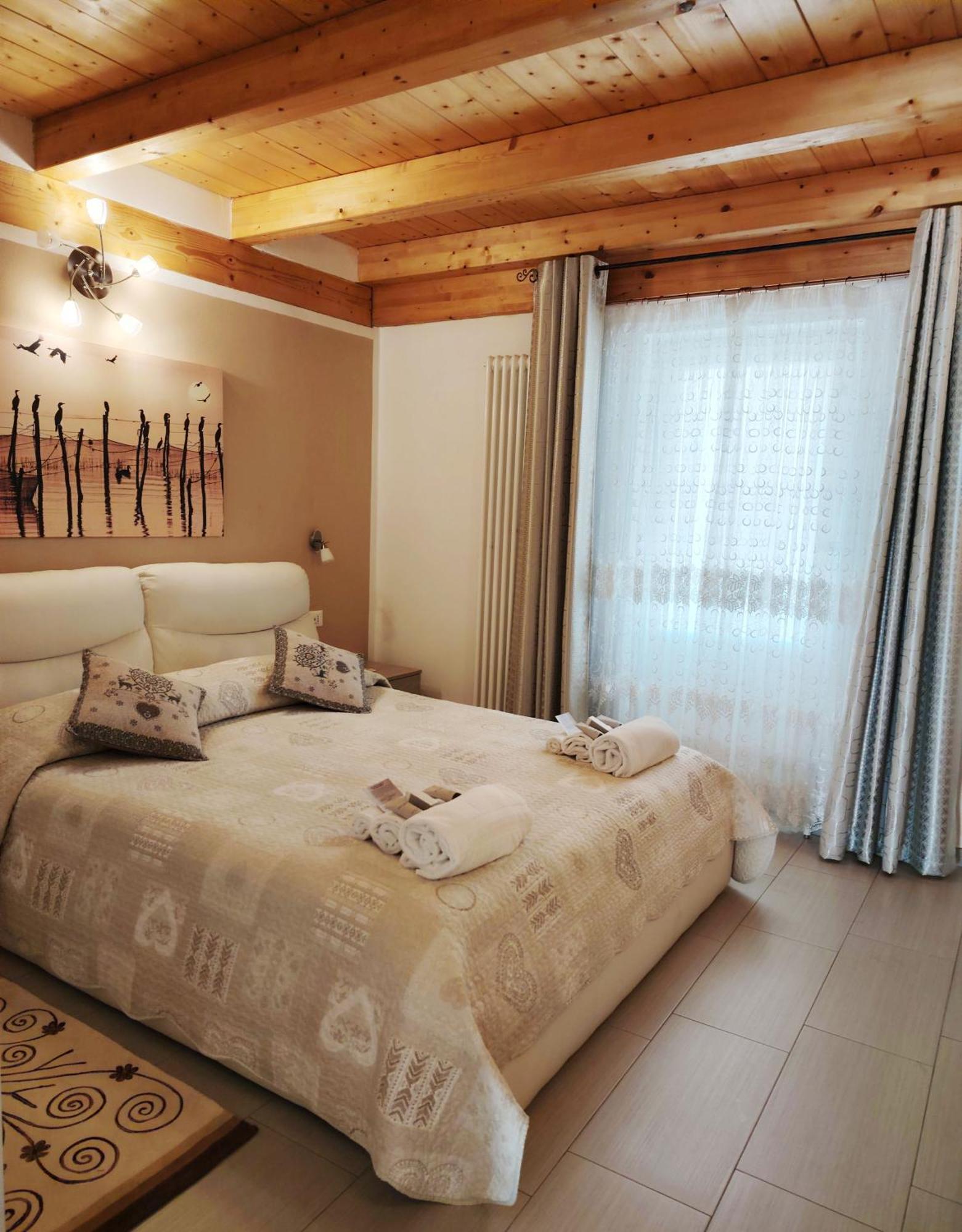 La Villa Gialla أَويستا المظهر الخارجي الصورة